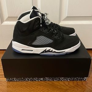 Jordan 5 Retro Moonlight size 10